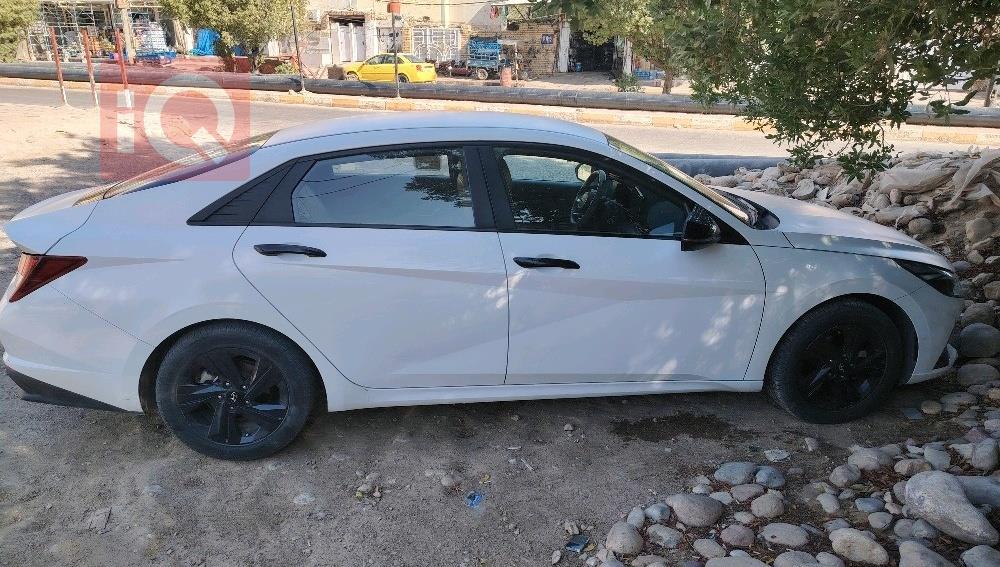 هیوندای ئەلەنترا